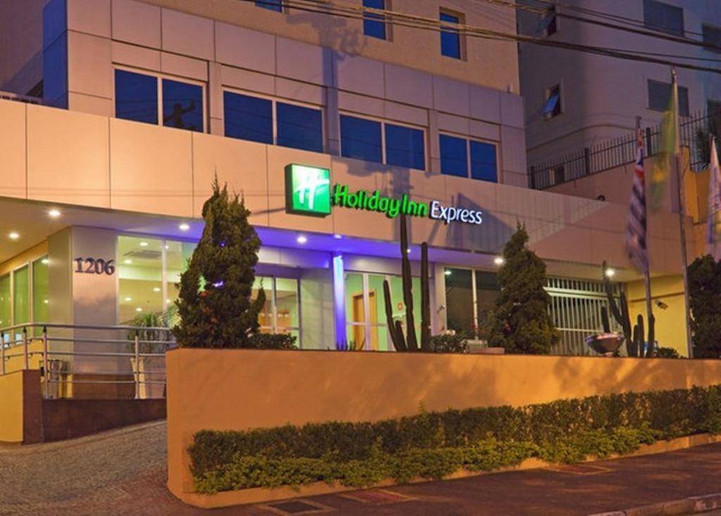 Holiday Inn Express Avenida Sumare São Paulo Exterior foto